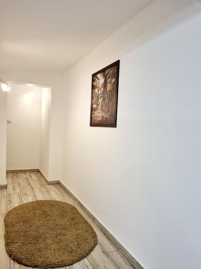 Hostel Monument Букурещ Екстериор снимка