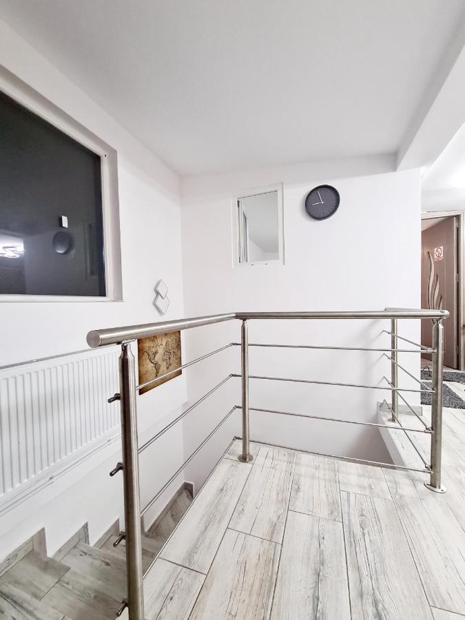 Hostel Monument Букурещ Екстериор снимка